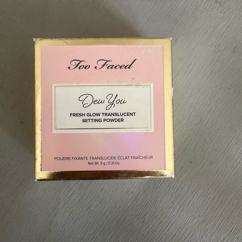 Too faced dew you Fresh glow translucent setting powder